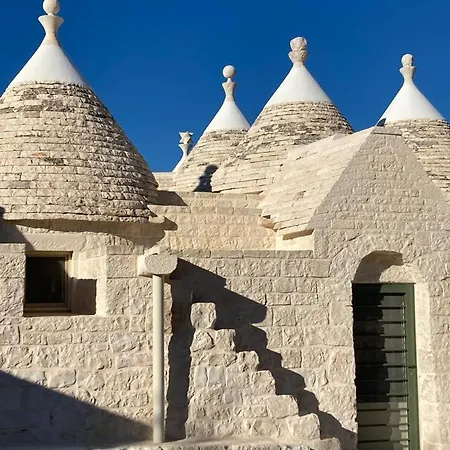 Trulli Petralma Cisternino
