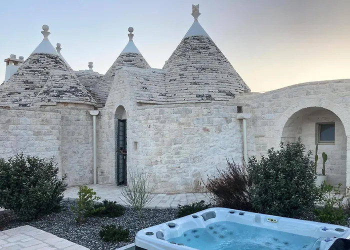 ヴィラ Trulli Petralma *